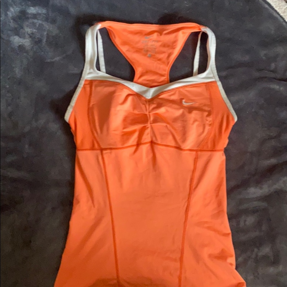 Tennis top